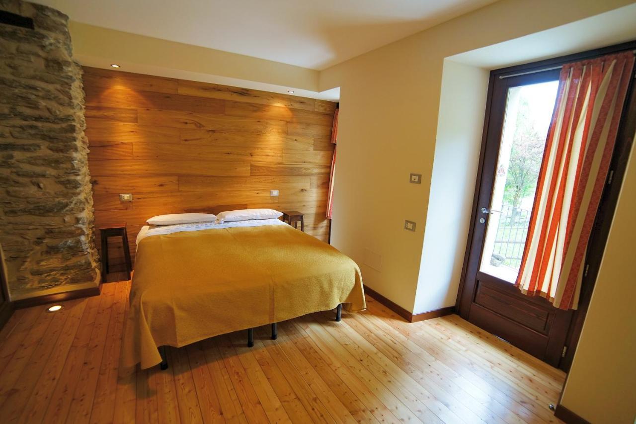Pensione Albergo Diffuso Ceaglio Valle Maira Marmora Exterior photo