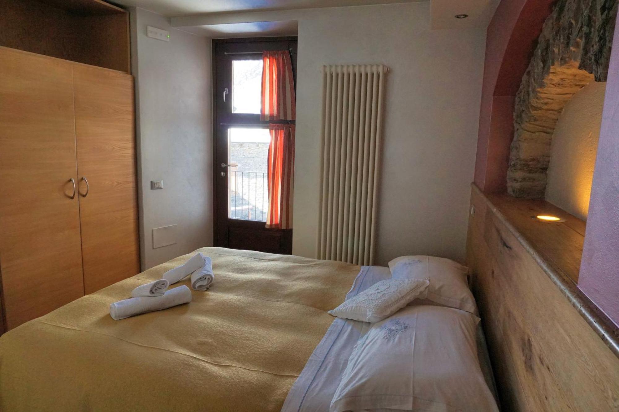 Pensione Albergo Diffuso Ceaglio Valle Maira Marmora Exterior photo
